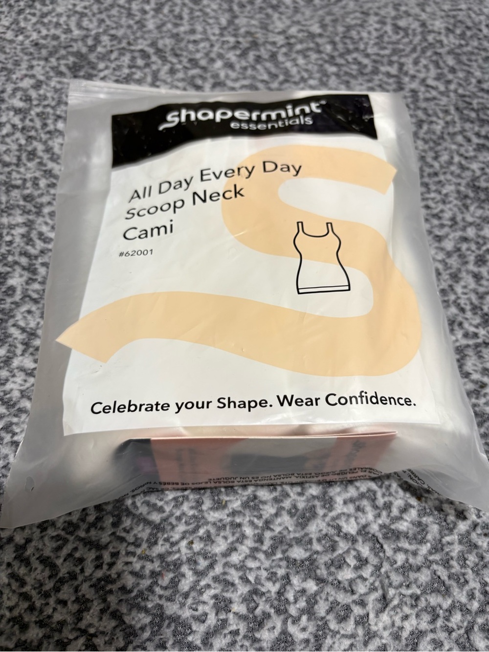 Shapermint Essentials Scoop Neck Cami - White